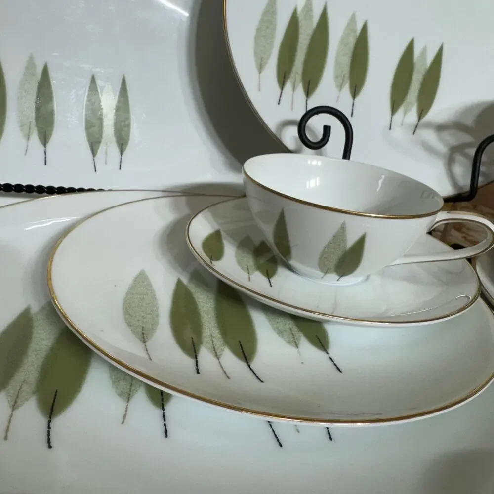 Noritake show seperate slight